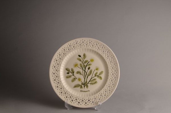 Hartley Greens Leeds Pottery Pierced Chamomile Plate-2392