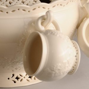 Hartley Greens Leeds Pottery Punch cup