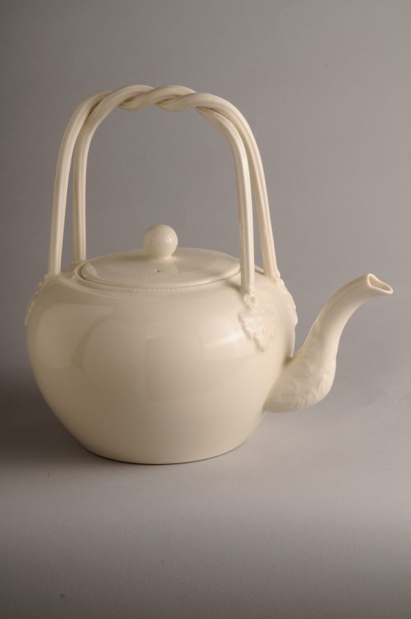 Hartley Greens Leeds Pottery Teapot Kettle-0